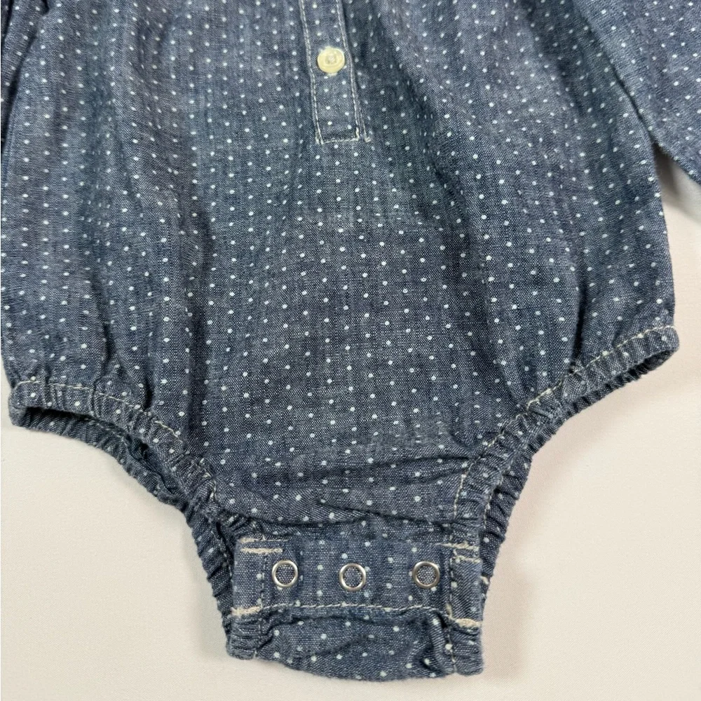 BABY GAP Chambray Polka Dot Romper Button Front Long Sleeve Bodysuit‎ Size 3-6M